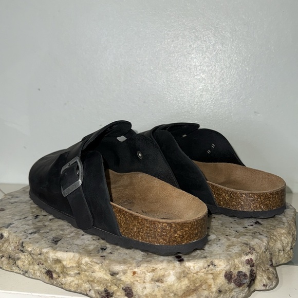 BIO GREEN Black Genuine Leather Buckle Strap Slip On Mens Clogs Size 42 - Picture 8 of 13